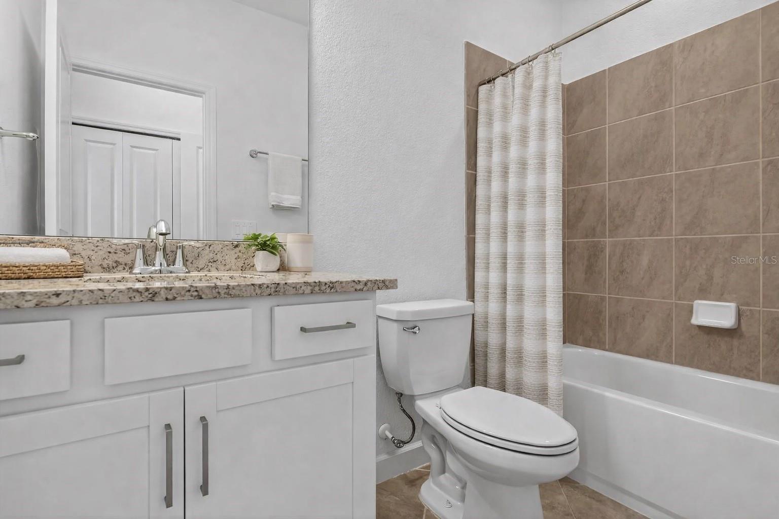 RIVER HALL COUNTRY CLUB PH 2 - Residential