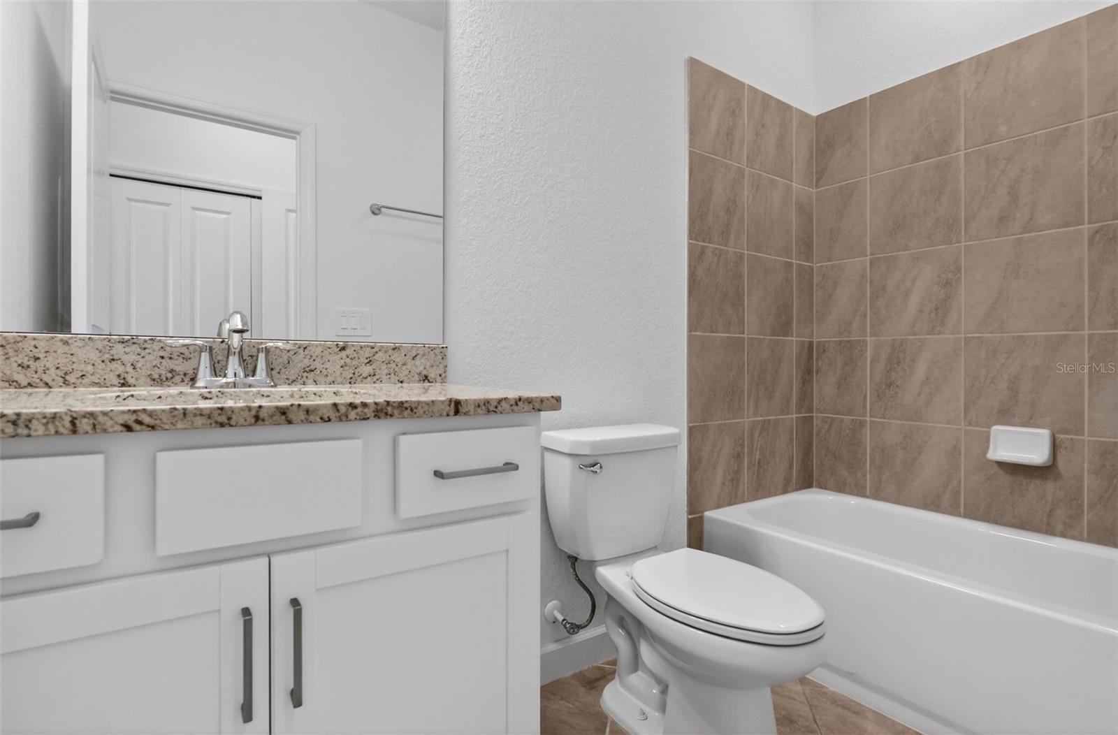 RIVER HALL COUNTRY CLUB PH 2 - Residential