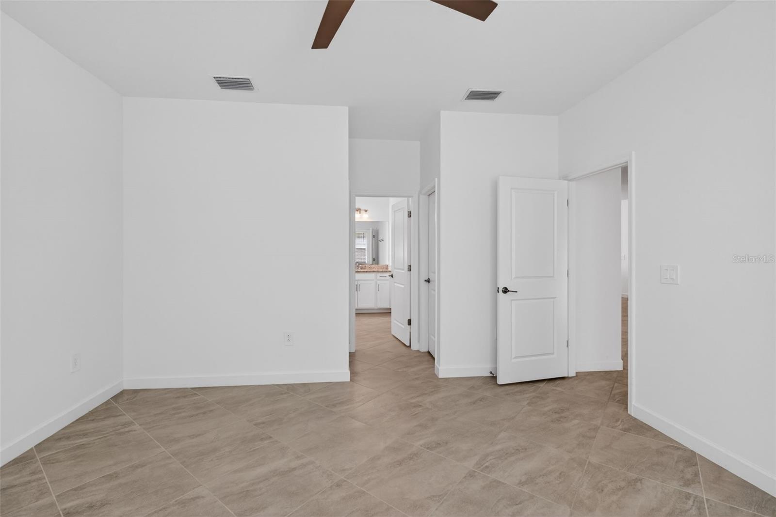 RIVER HALL COUNTRY CLUB PH 2 - Residential