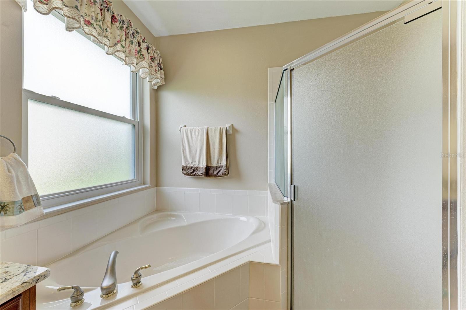 KINGSFIELD LAKES PH 3 - Residential