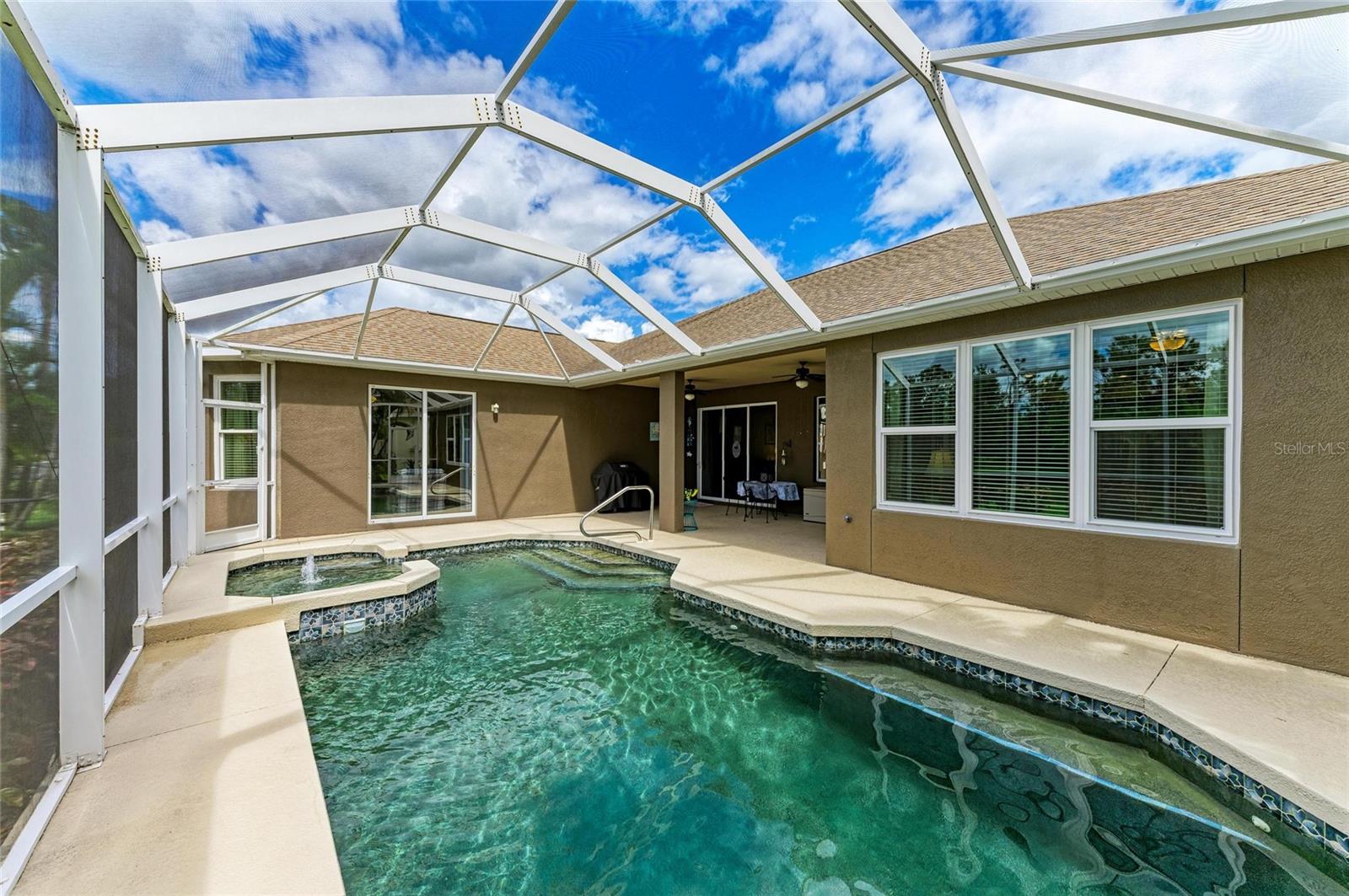 KINGSFIELD LAKES PH 3 - Residential