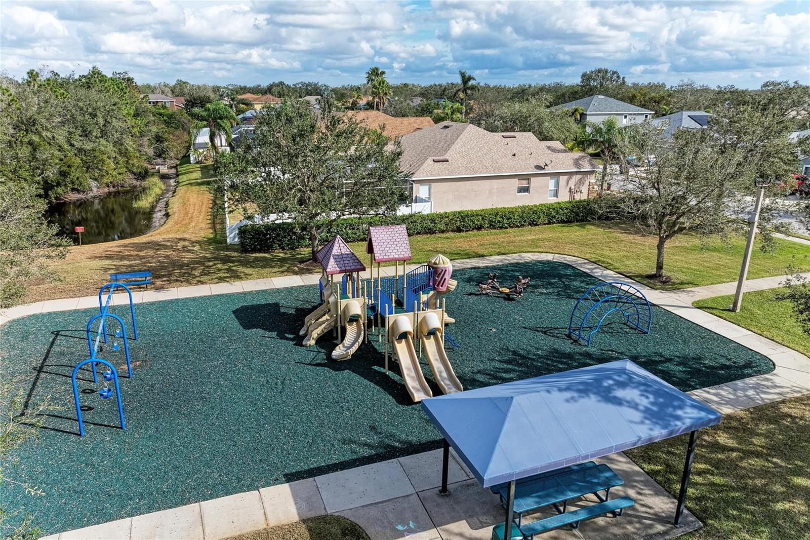 KINGSFIELD LAKES PH 3 - Residential