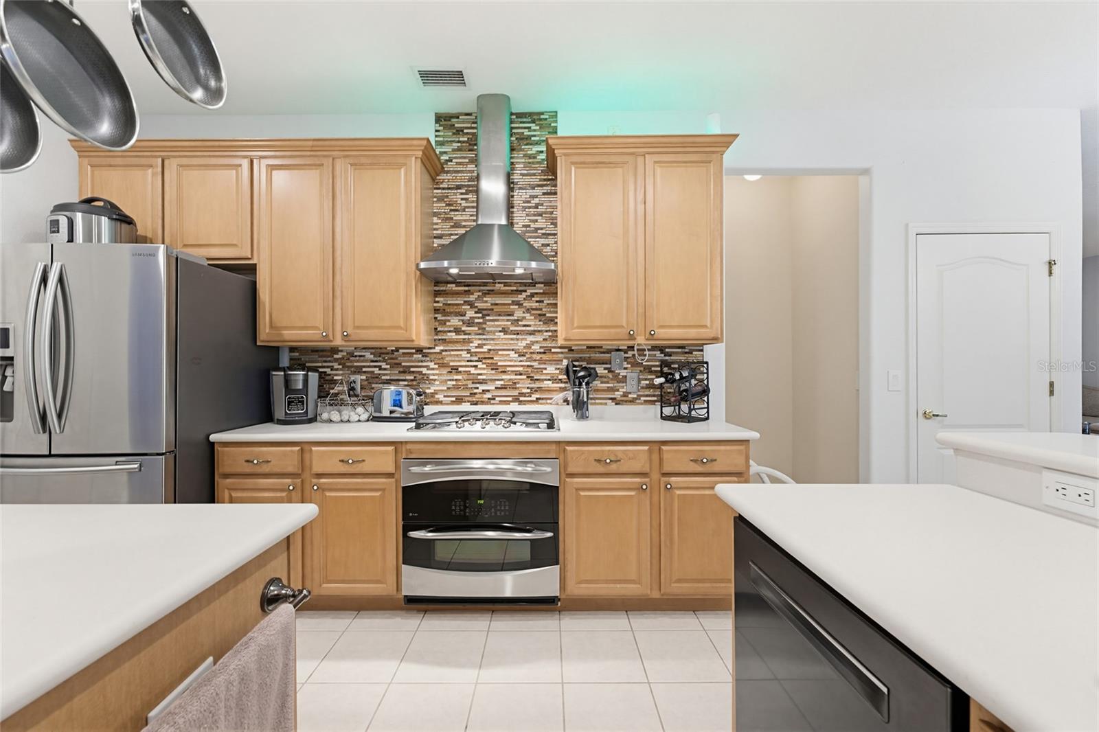 CAMELOT WOODS PH 02 - Residential