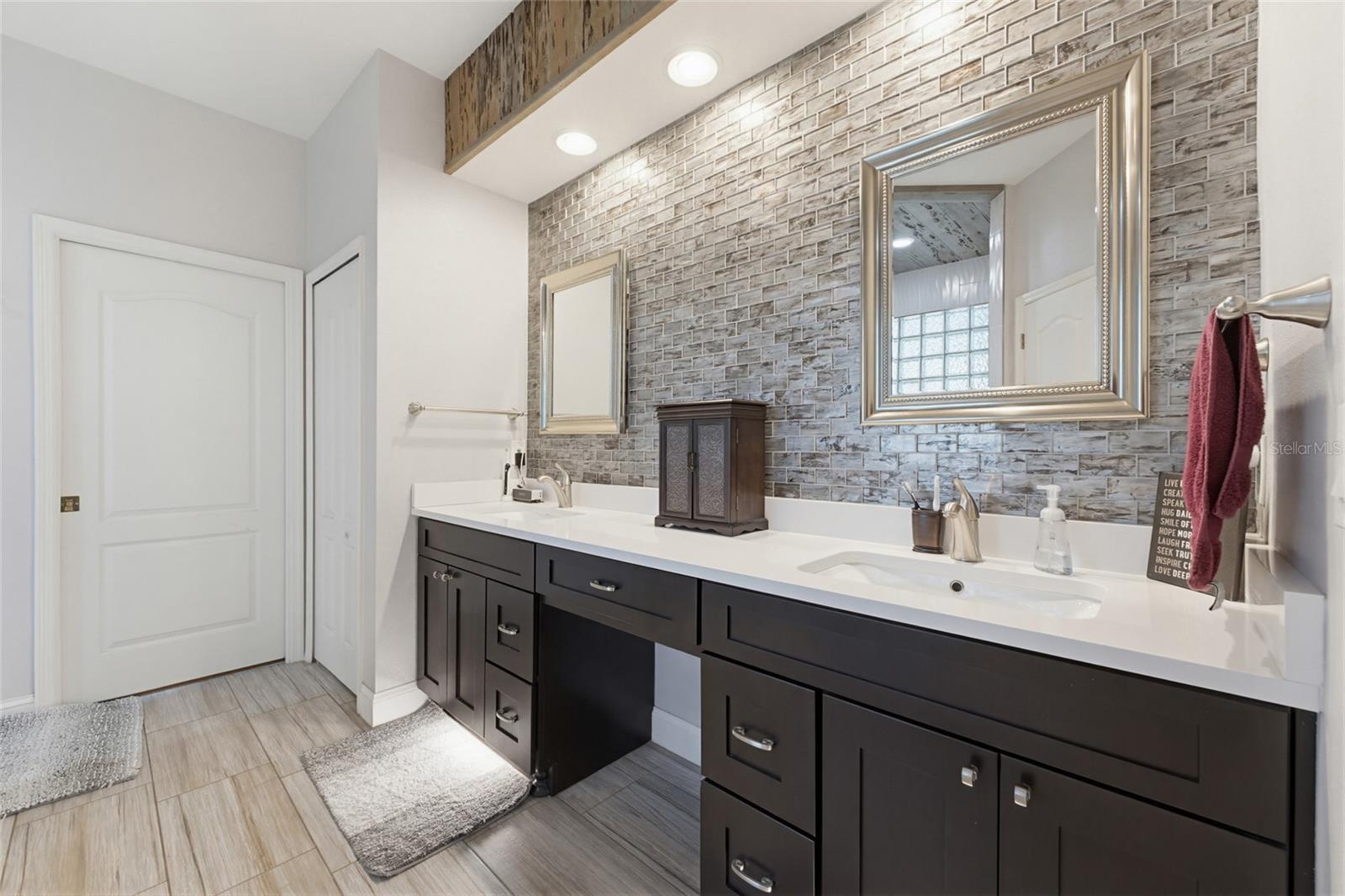 CAMELOT WOODS PH 02 - Residential