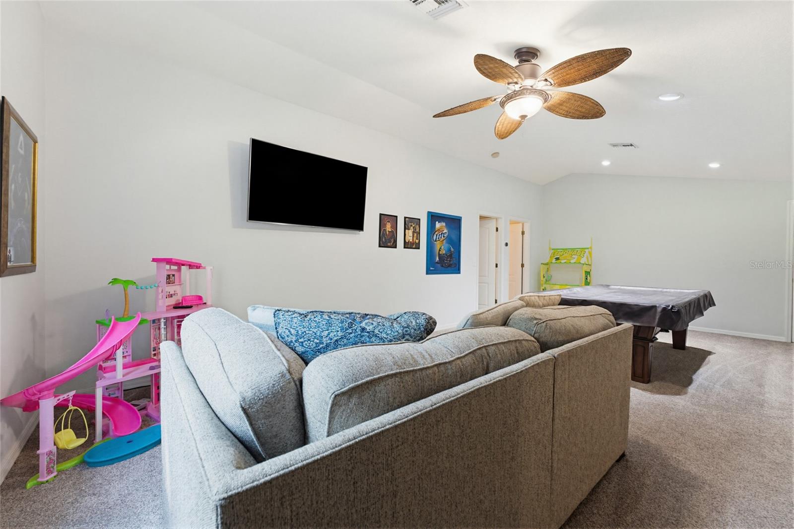 CAMELOT WOODS PH 02 - Residential