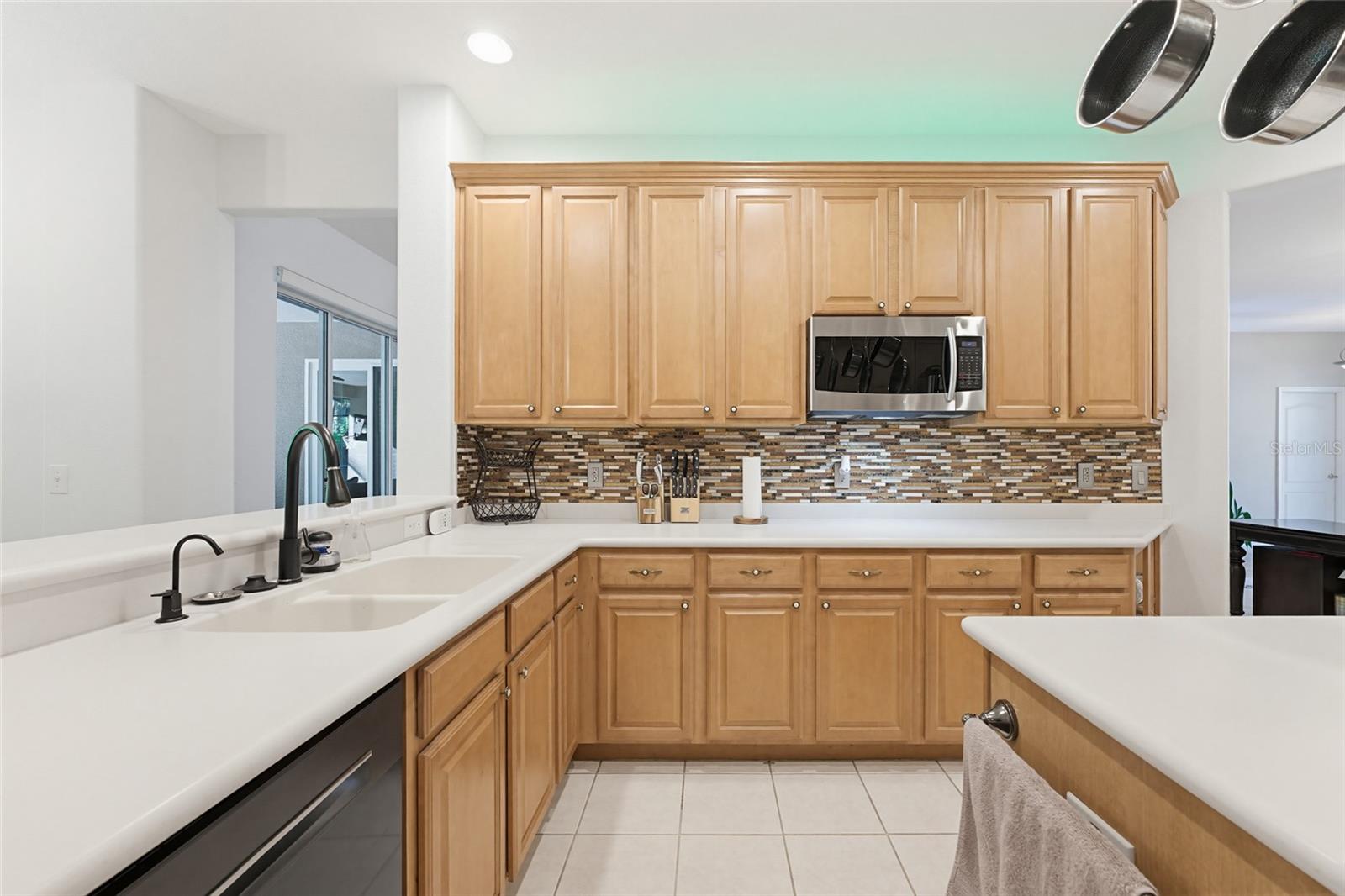 CAMELOT WOODS PH 02 - Residential