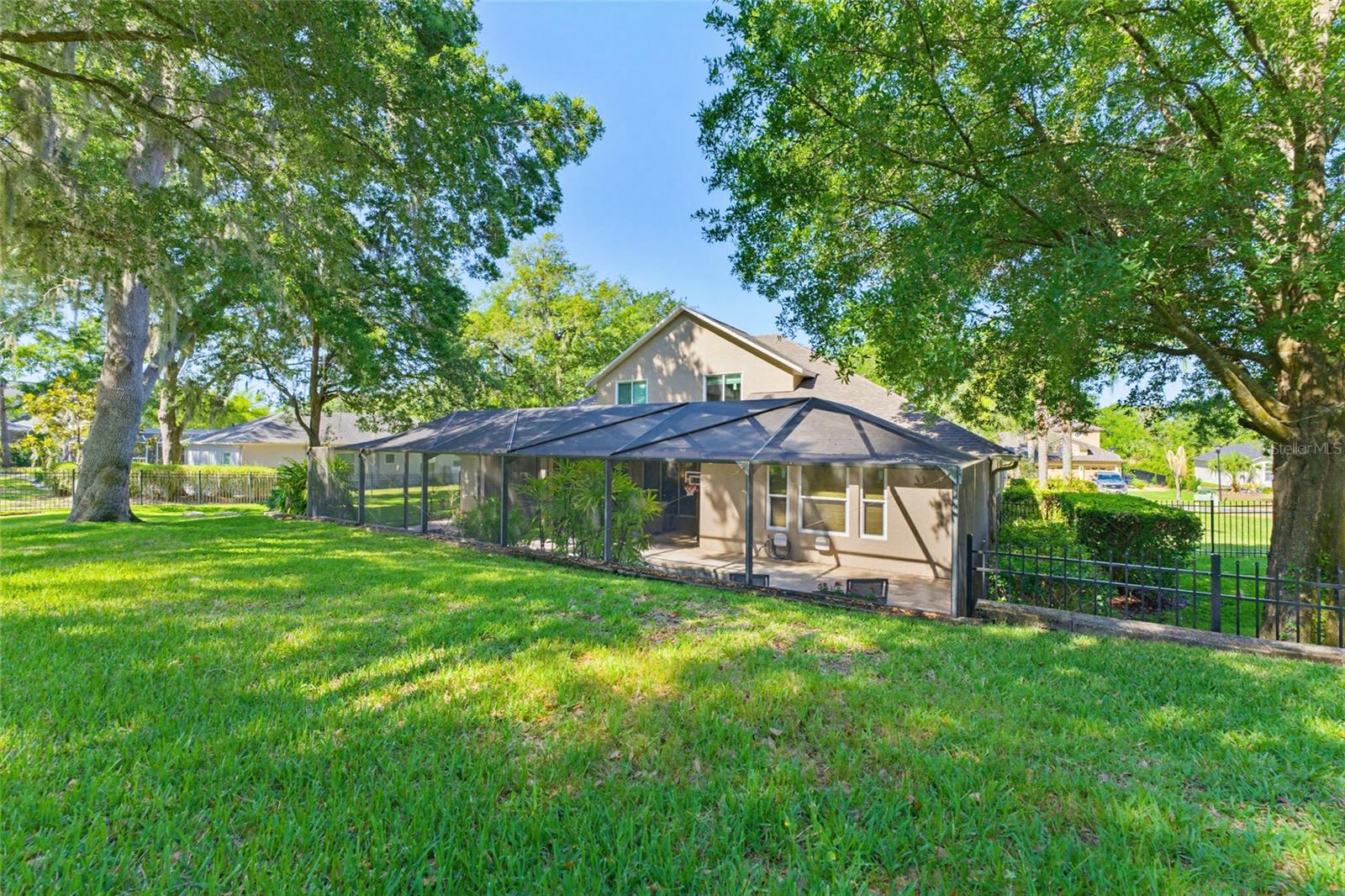 CAMELOT WOODS PH 02 - Residential
