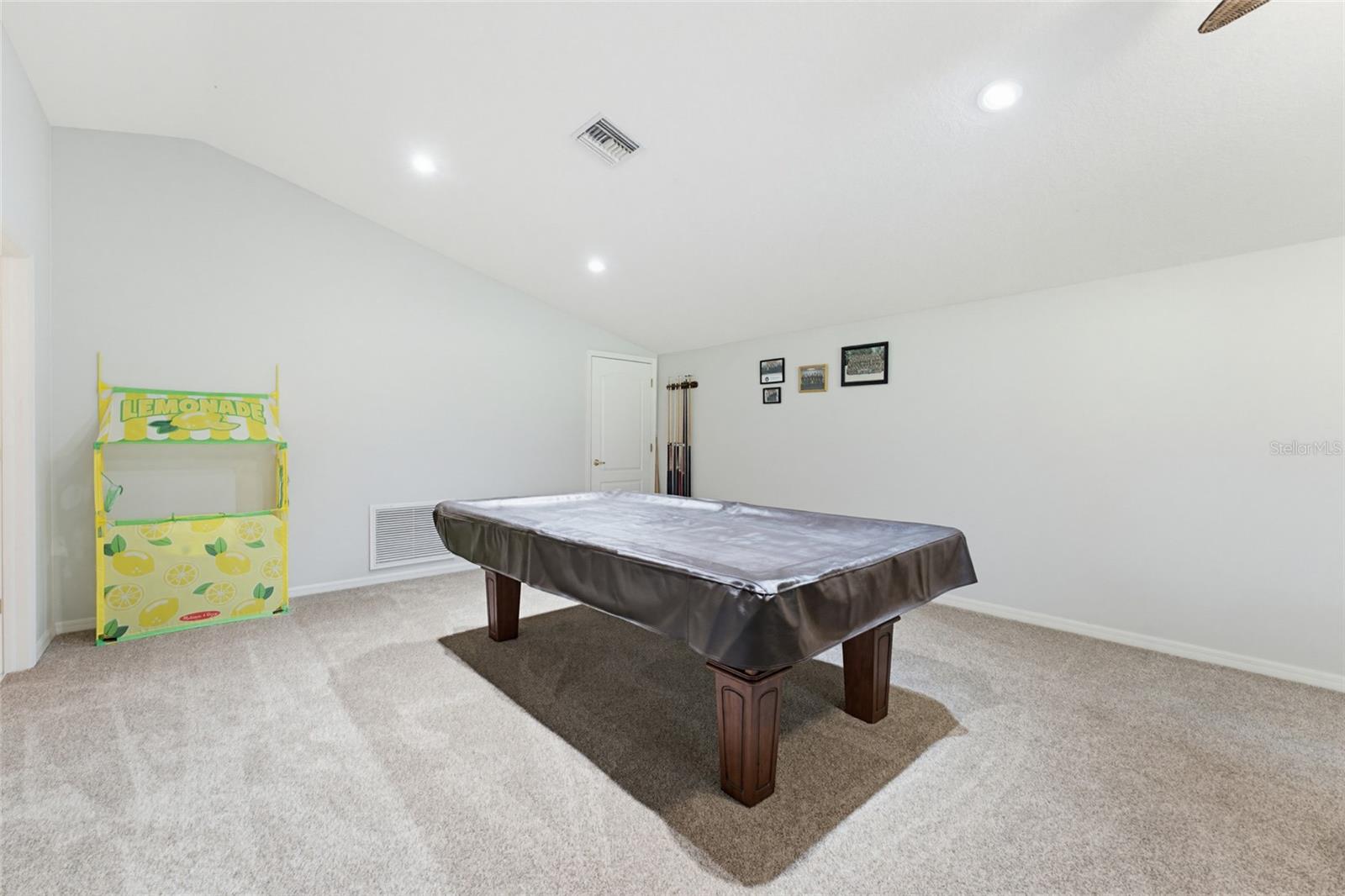 CAMELOT WOODS PH 02 - Residential