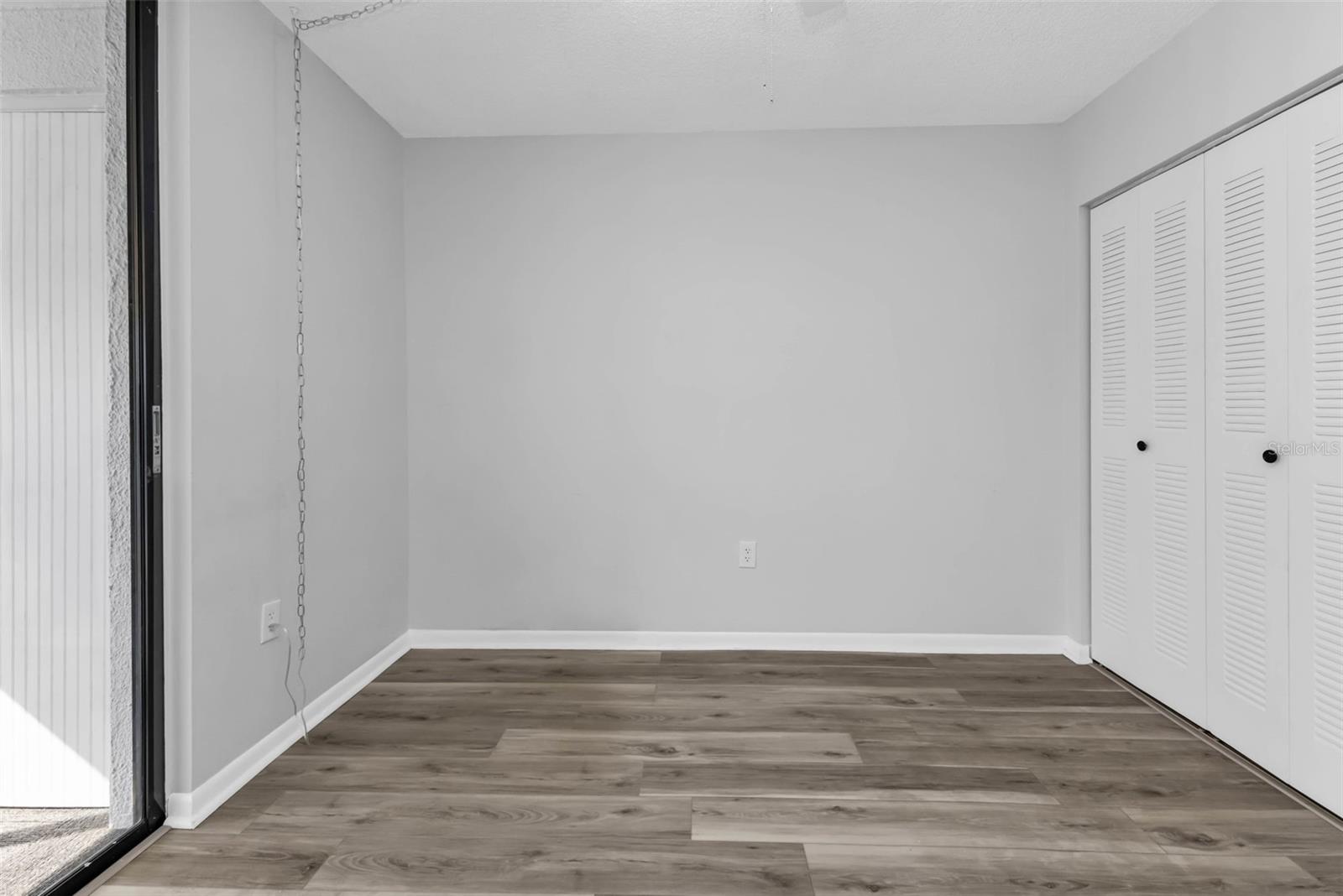 PROMENADES WEST - Residential