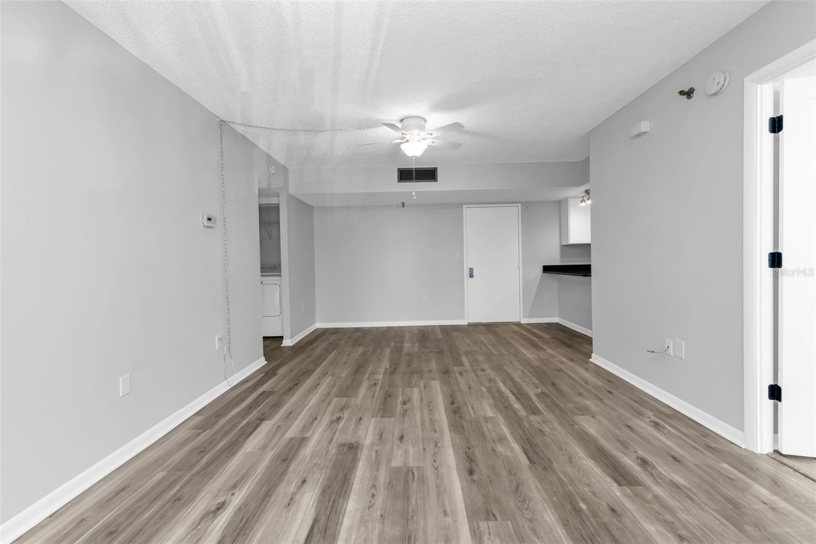 PROMENADES WEST - Residential