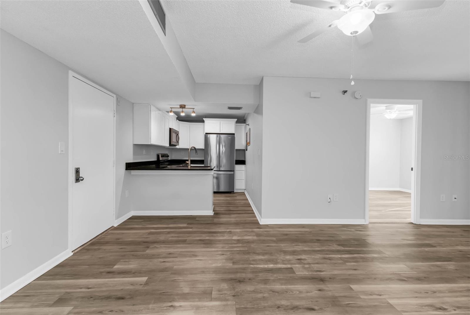 PROMENADES WEST - Residential