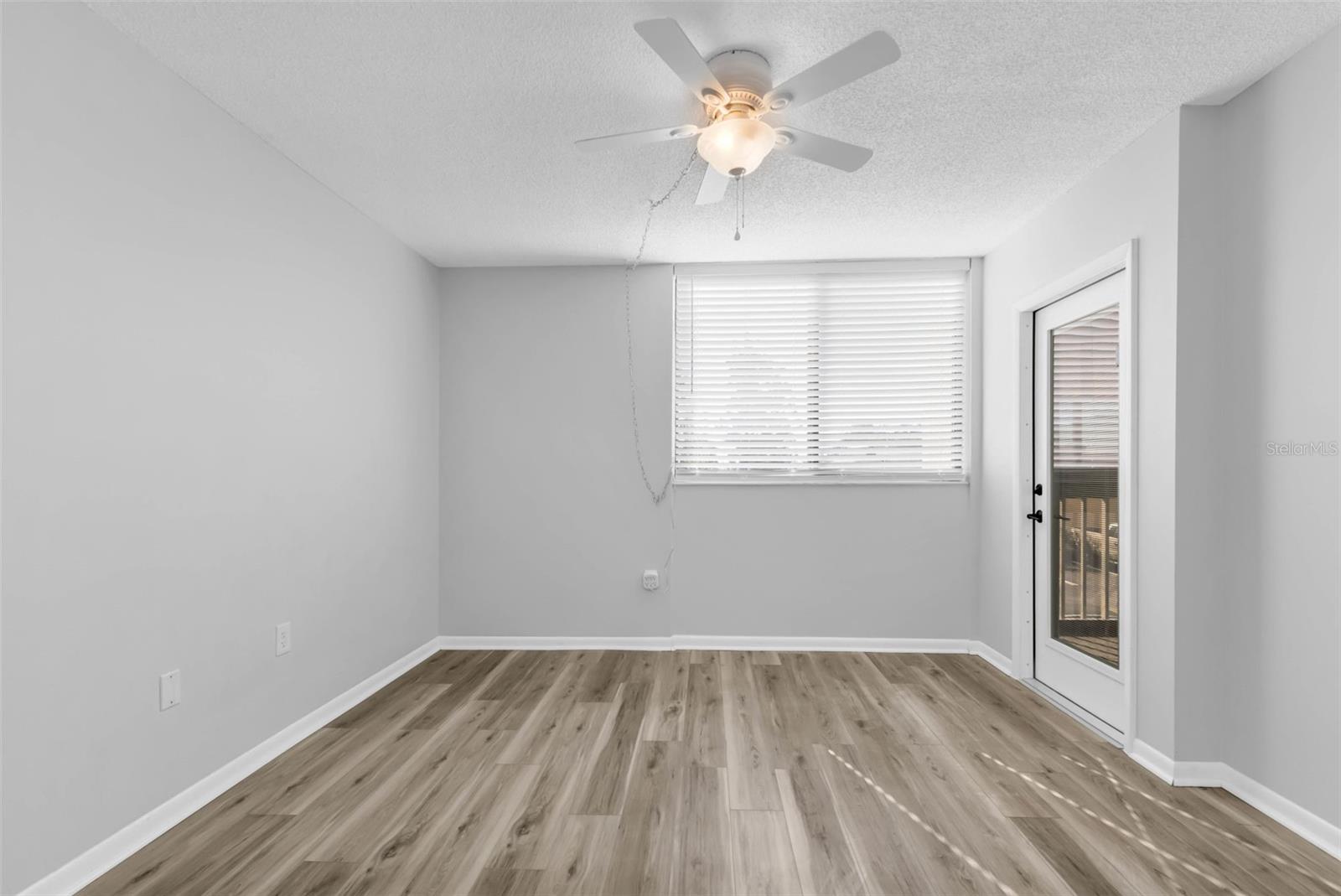 PROMENADES WEST - Residential