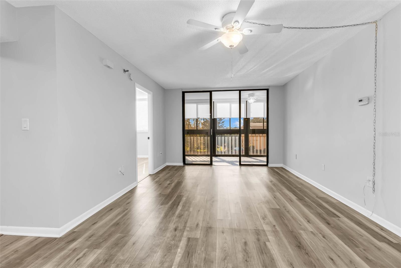 PROMENADES WEST - Residential