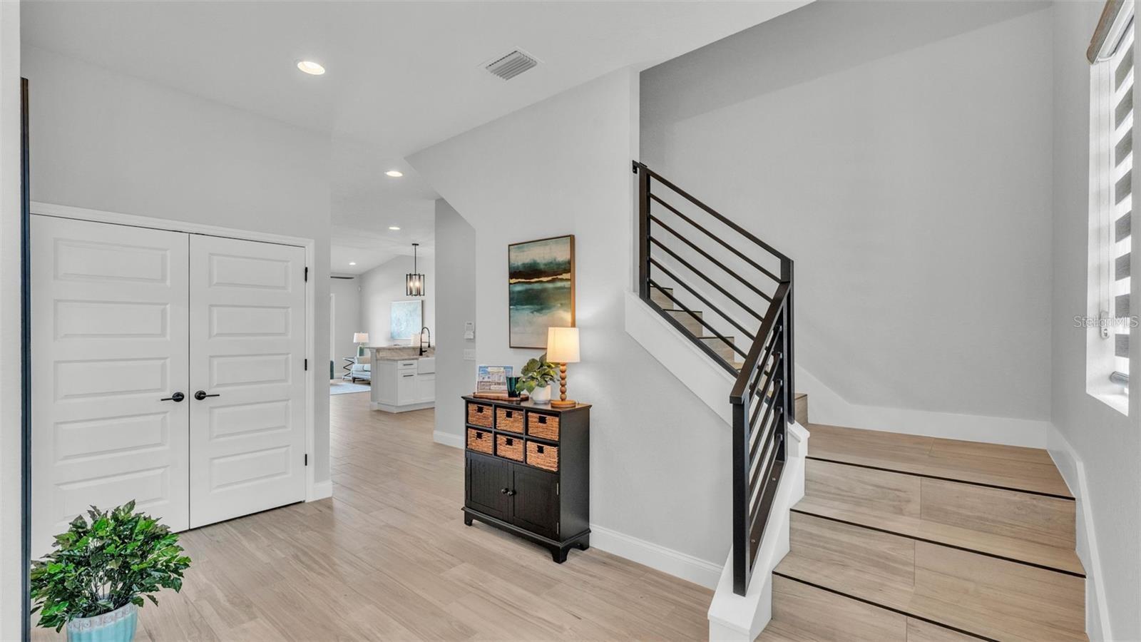 LAKE JOHN VILLAS - Residential Lease