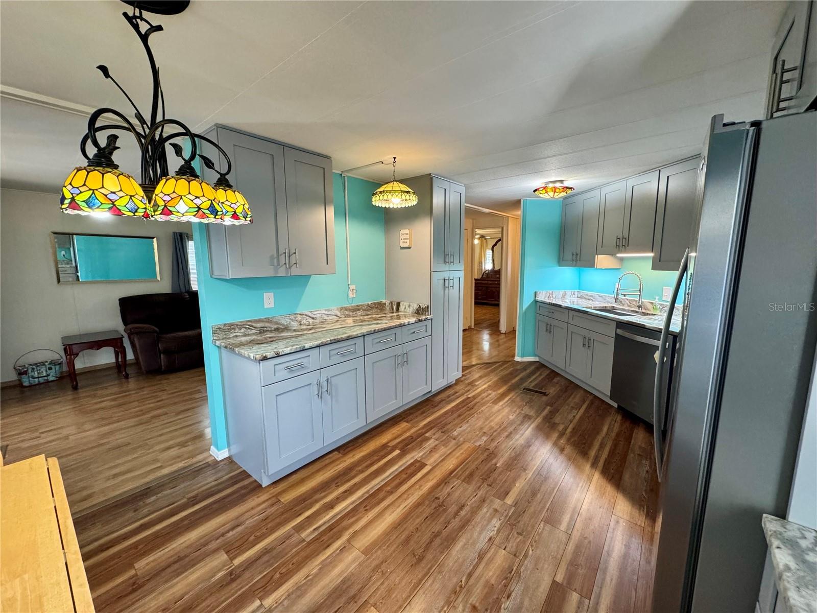 751 TRACI DRIVE