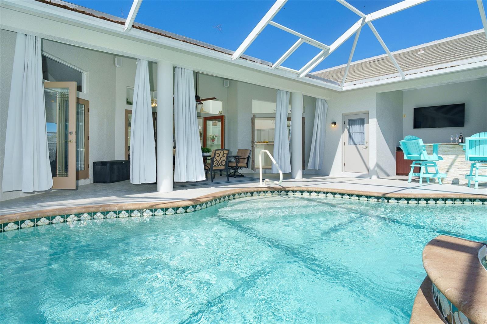 CAPE HAZE - Residential