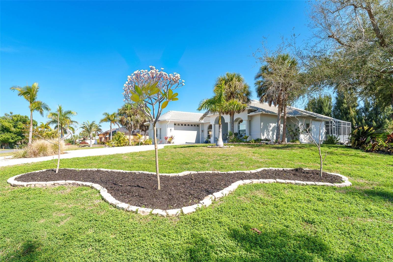 100 N GREEN DOLPHIN DRIVE