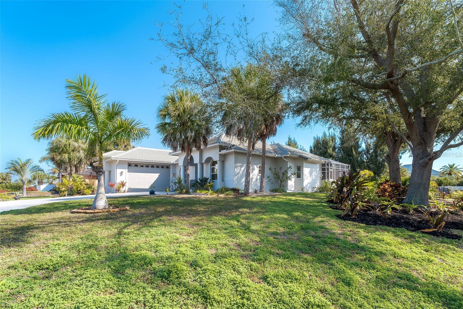 100 N GREEN DOLPHIN DRIVE