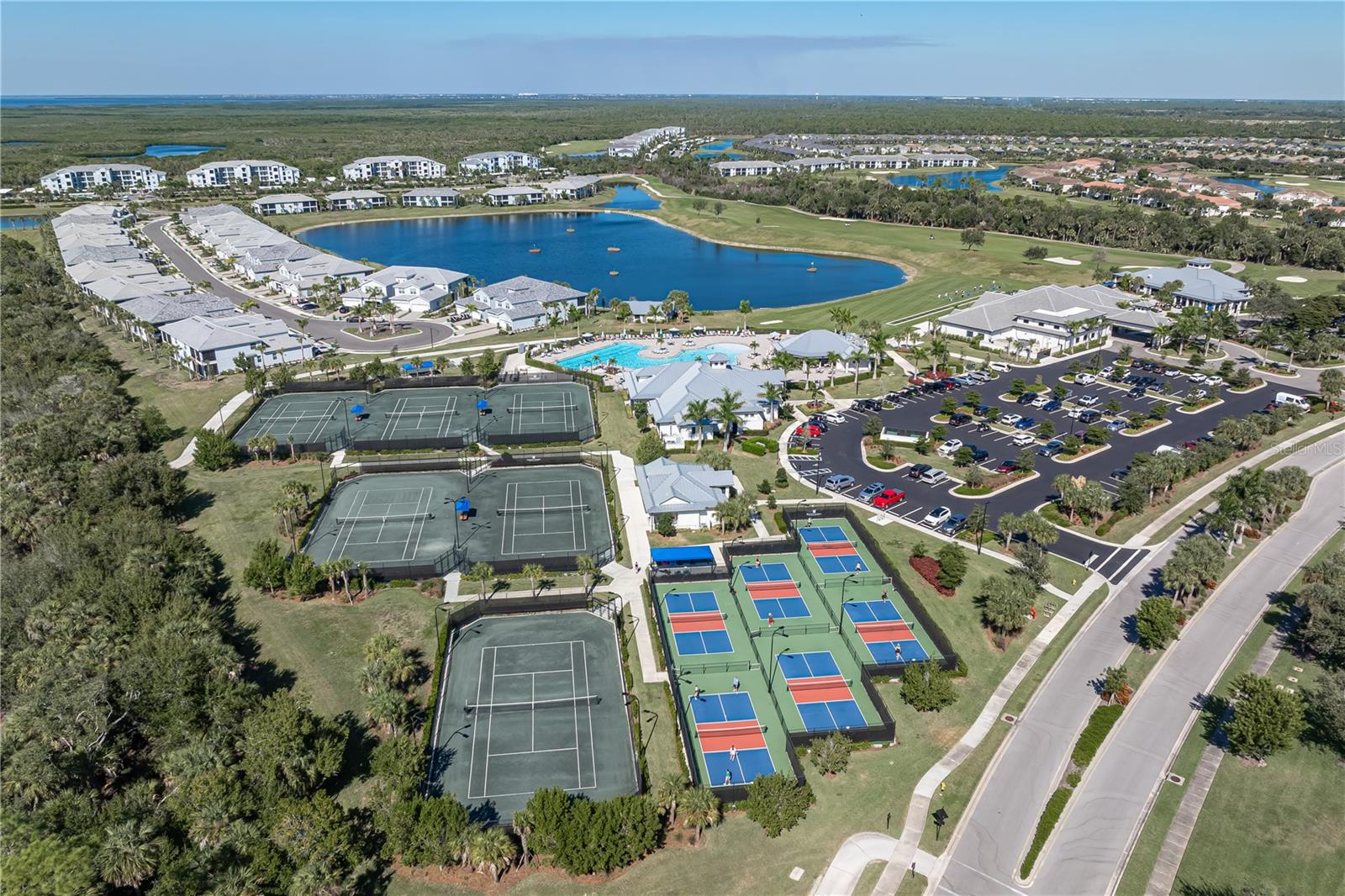 HERITAGE LANDING - Residential