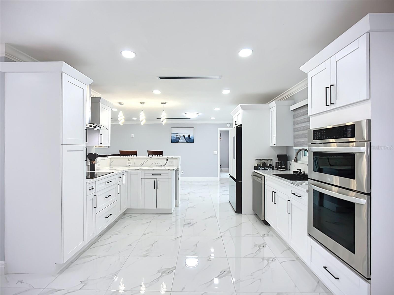 APOLLO BEACH UNIT 08 SEC A - Residential Lease