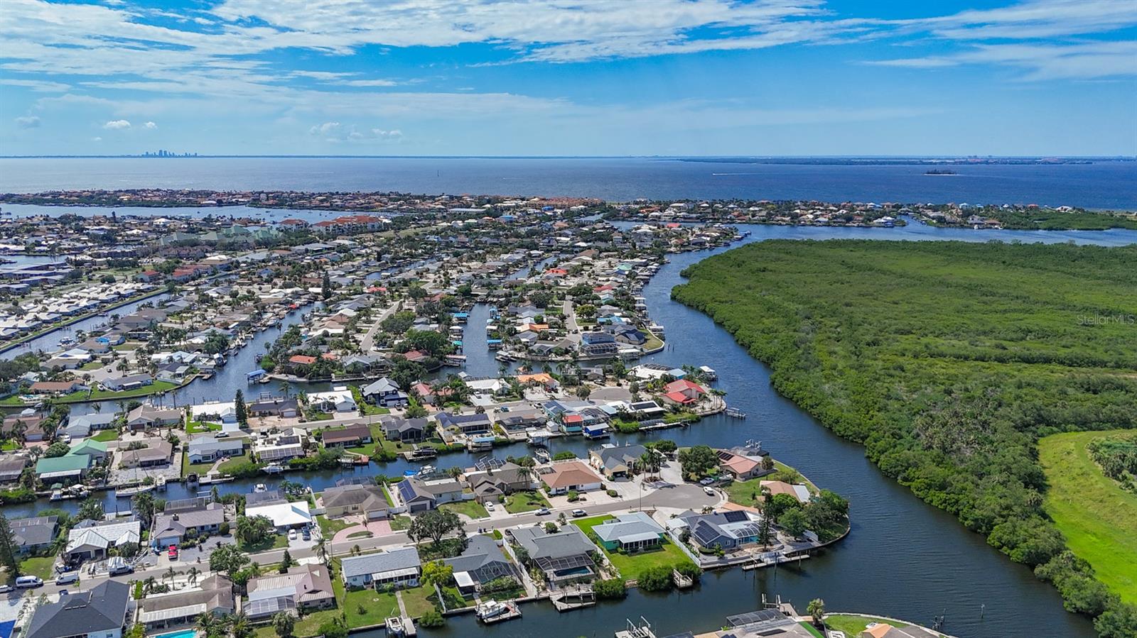 APOLLO BEACH UNIT 08 SEC A - Residential Lease