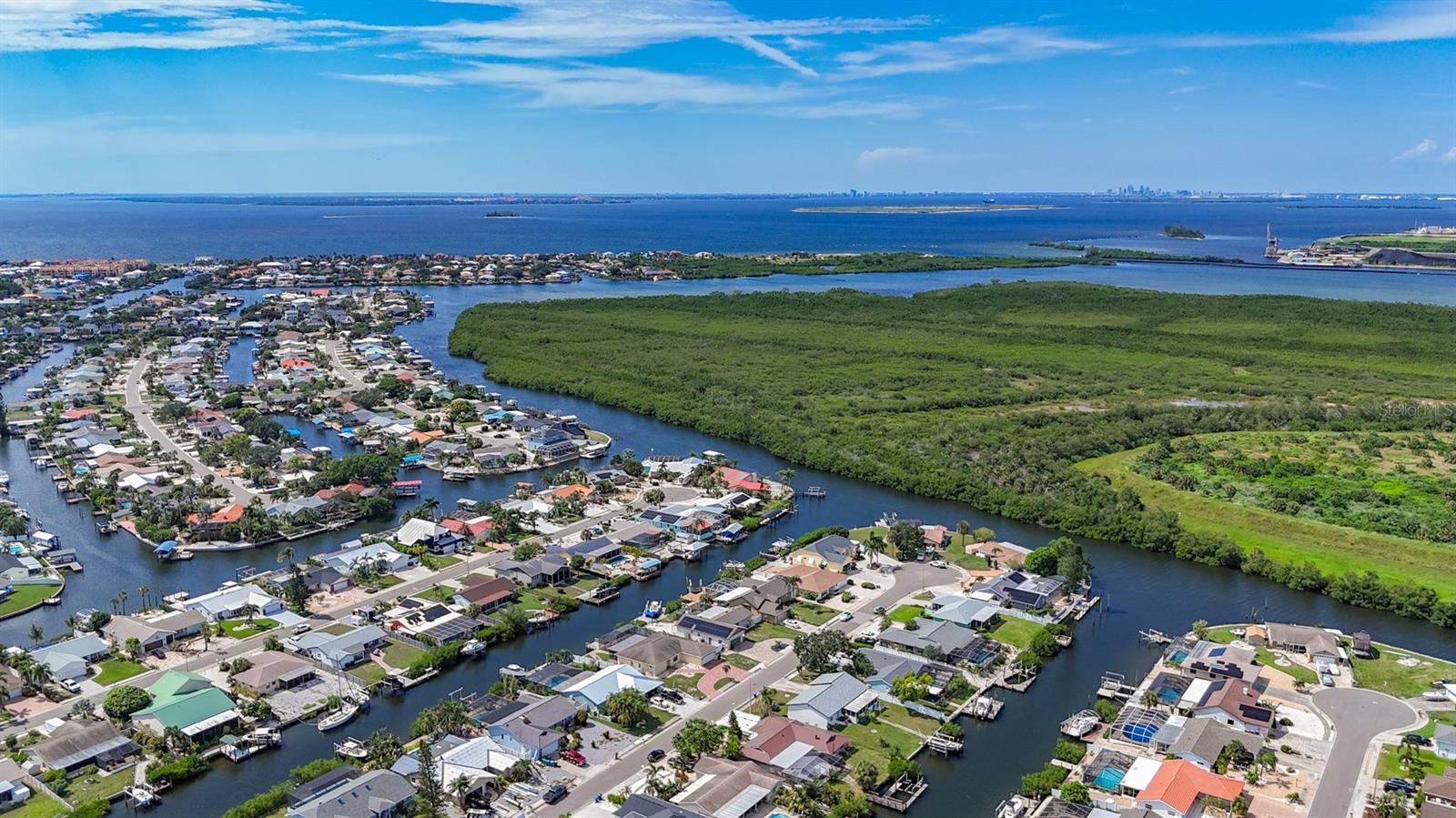 APOLLO BEACH UNIT 08 SEC A - Residential Lease