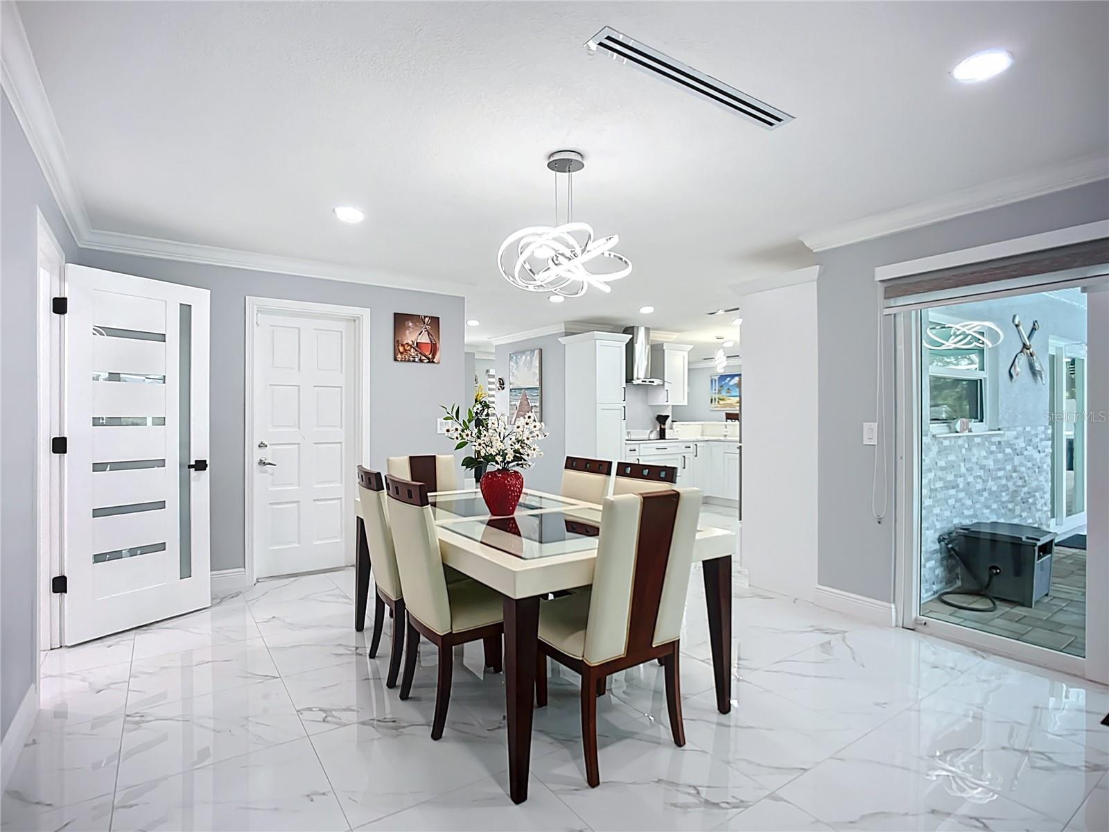 APOLLO BEACH UNIT 08 SEC A - Residential Lease