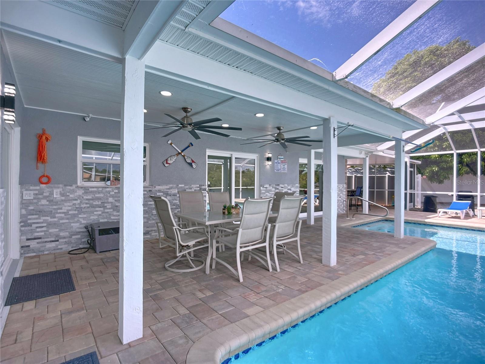 APOLLO BEACH UNIT 08 SEC A - Residential Lease
