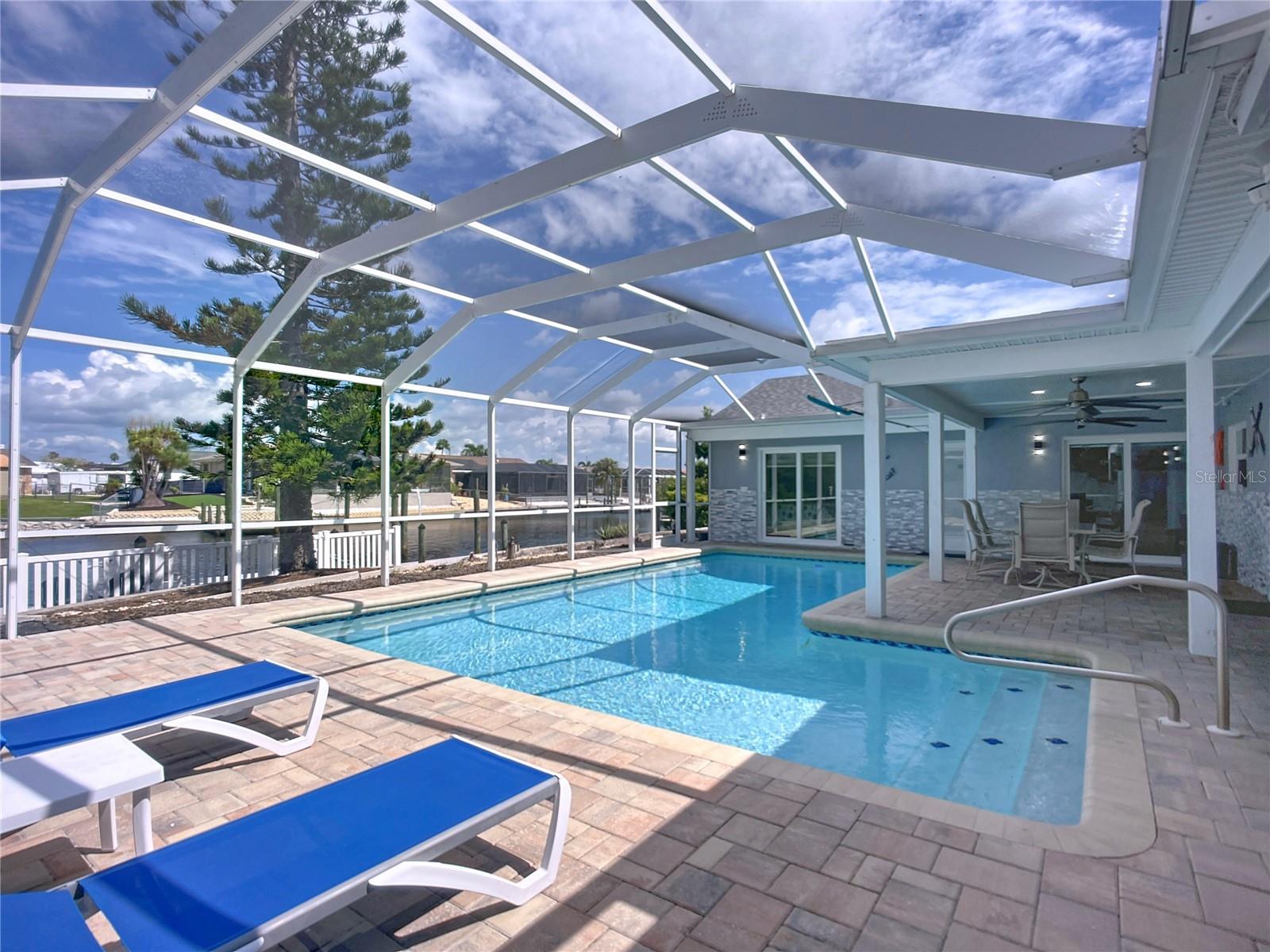 APOLLO BEACH UNIT 08 SEC A - Residential Lease
