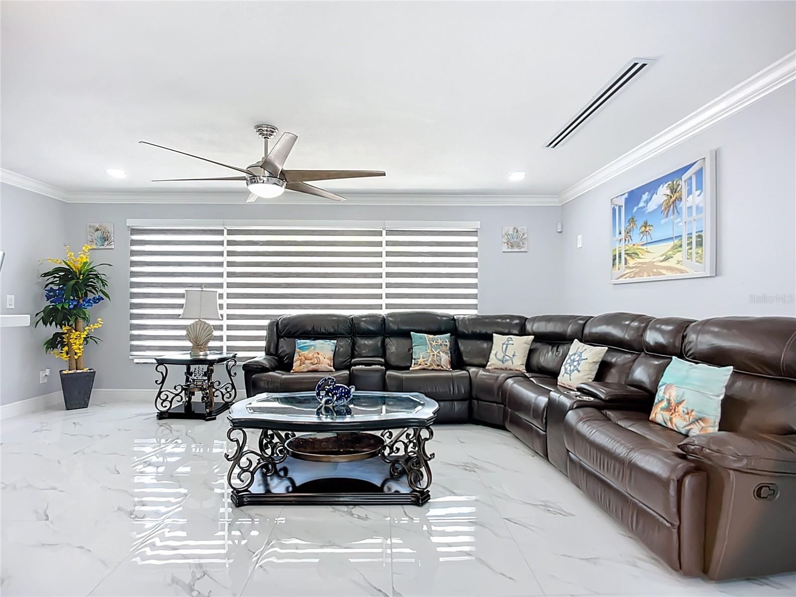 APOLLO BEACH UNIT 08 SEC A - Residential Lease