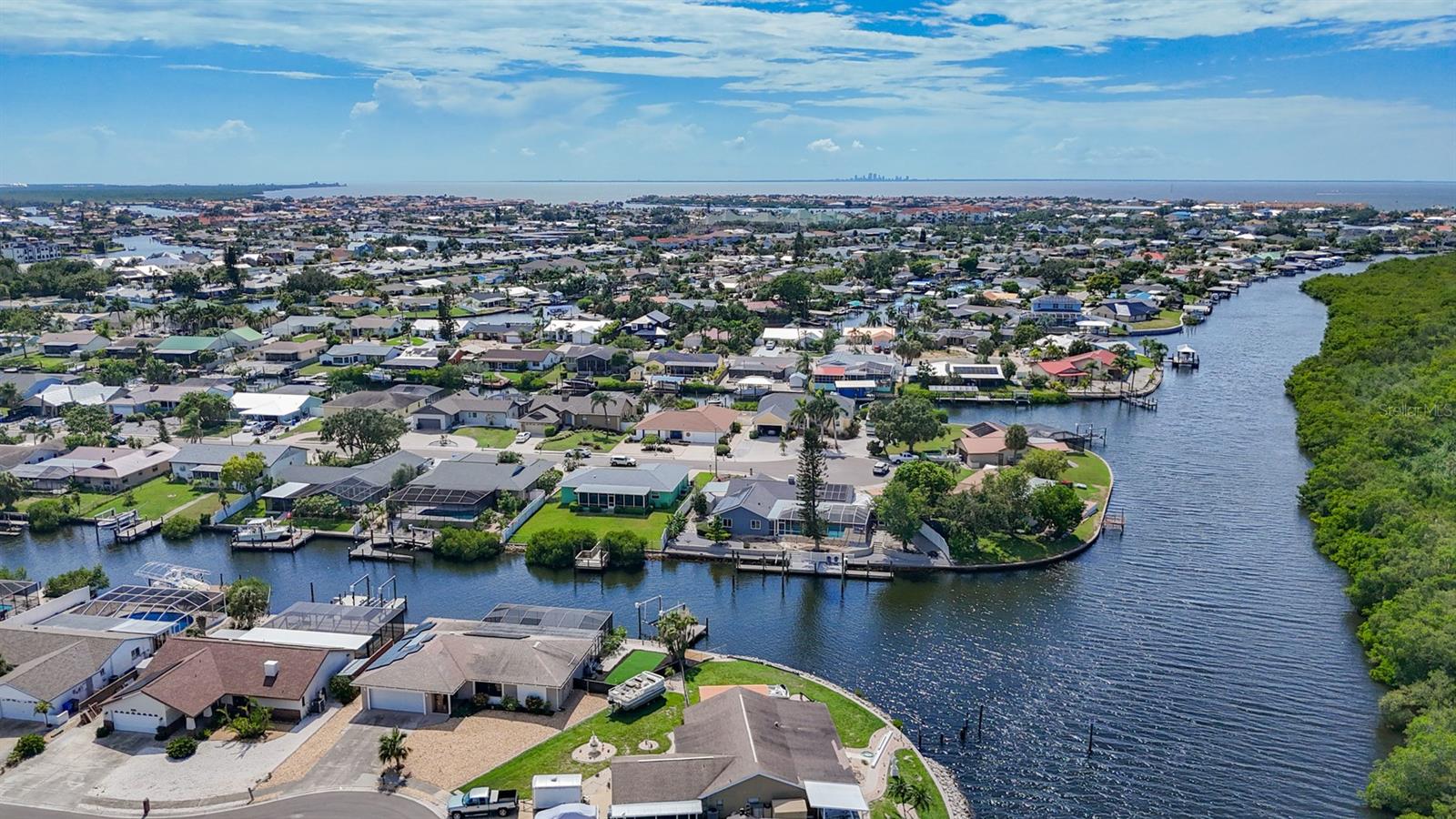 APOLLO BEACH UNIT 08 SEC A - Residential Lease