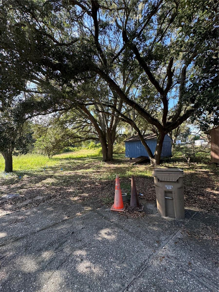 JONES PARK SUB - Land