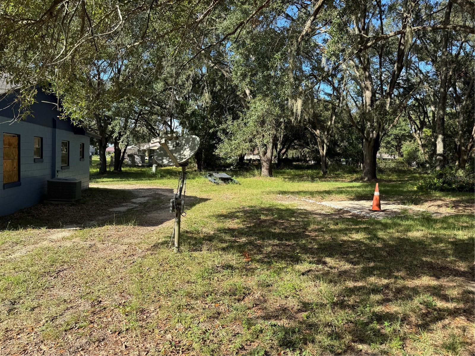 JONES PARK SUB - Land