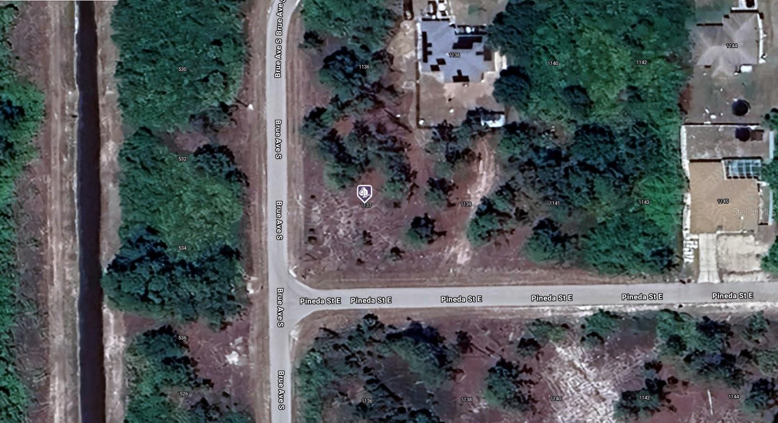 No HOAs with fees or deed restrictions or CDDs. Not on the North Port Scrub Jay list 05/29/25 please reconfirm during due diligence. North Port is the 7th largest land mass in Florida-the 110th largest in the country!! The growth and potential are absolutely amazing. Conveniently located to shopping, dining, parks, and all that up and coming North Port has to offer (where so much of the city is new and still being built!) including the new Braves Spring Training Stadium. Many beaches located within a 35 minute drive from this lot. New construction is everywhere you look and you can be part of the action. Information about local builders is available upon request. Also great for self directed IRAs, 401Ks and other investment portfolios.