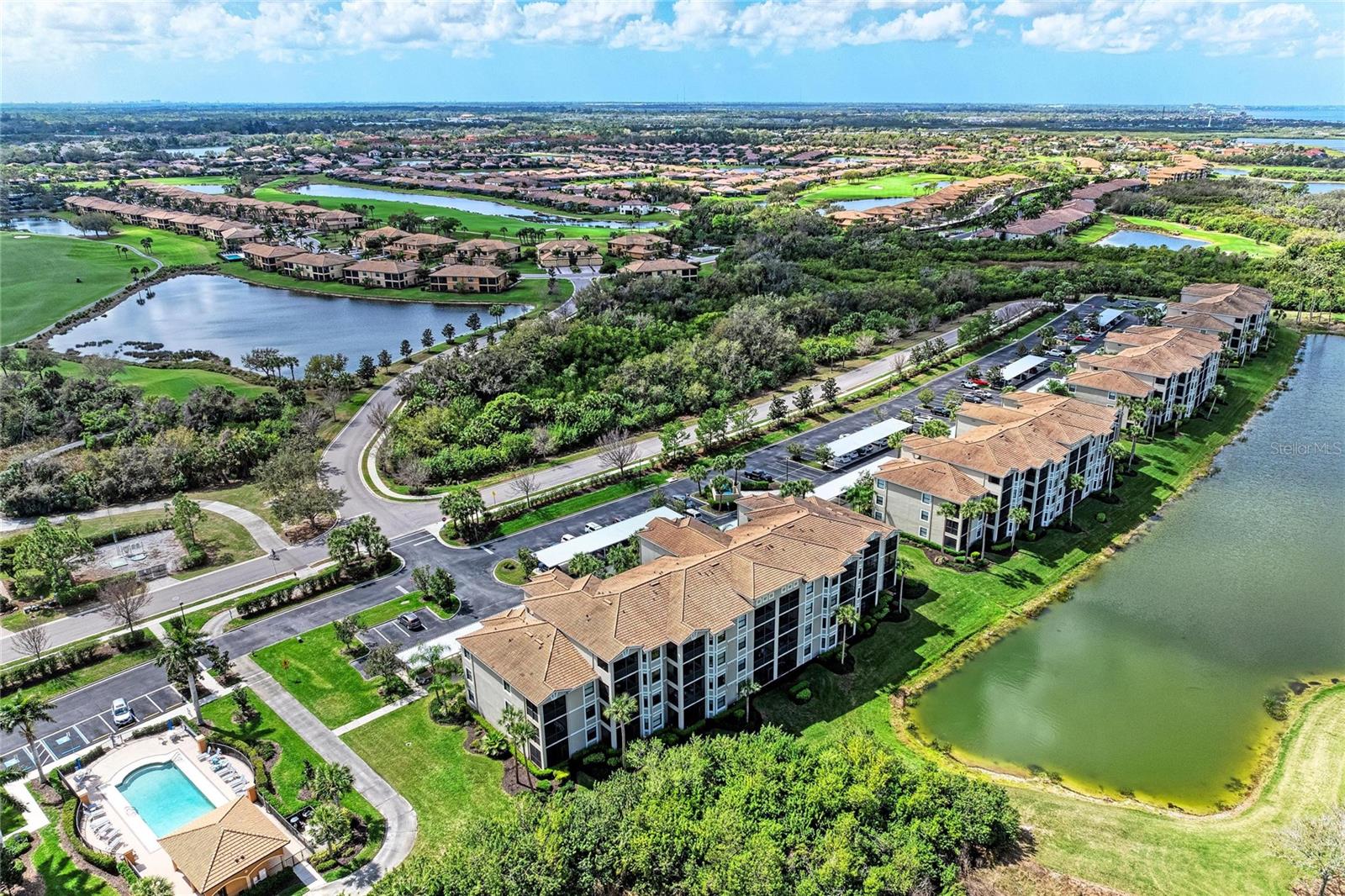 RIVER STRAND - Residential