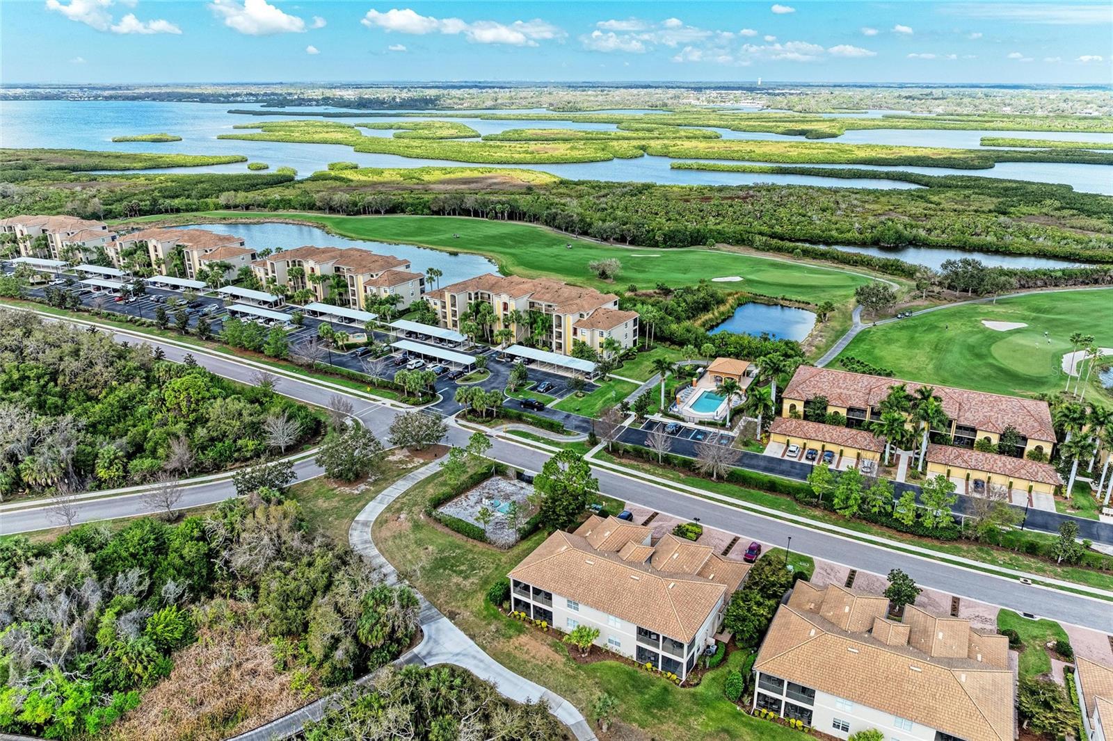 RIVER STRAND - Residential