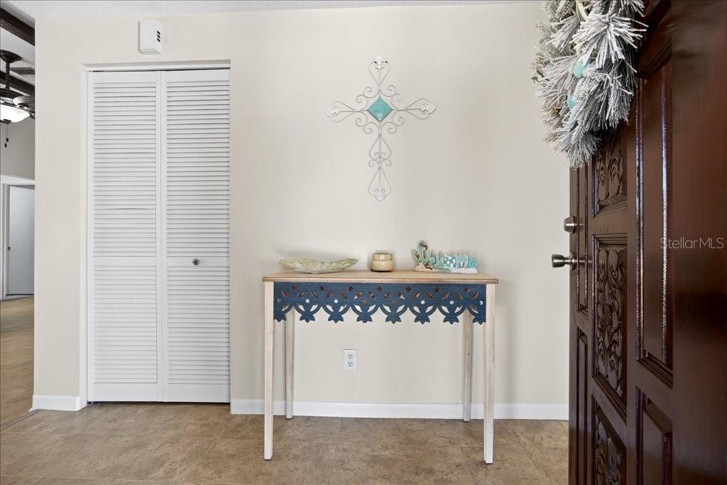 LAKE FOREST & LAKE FOREST NORTH - Residential