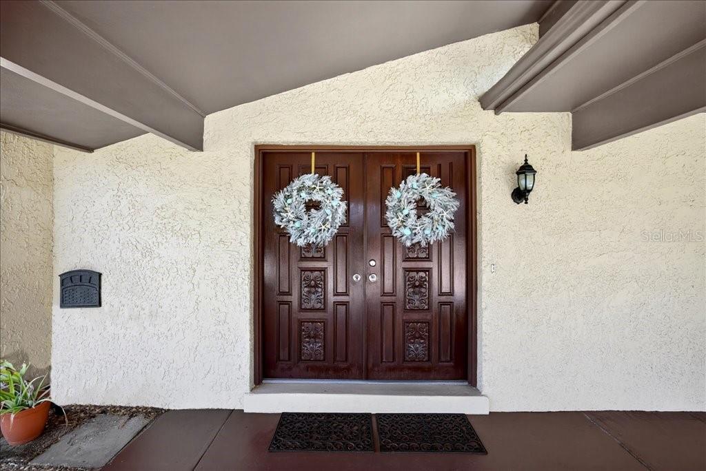 LAKE FOREST & LAKE FOREST NORTH - Residential