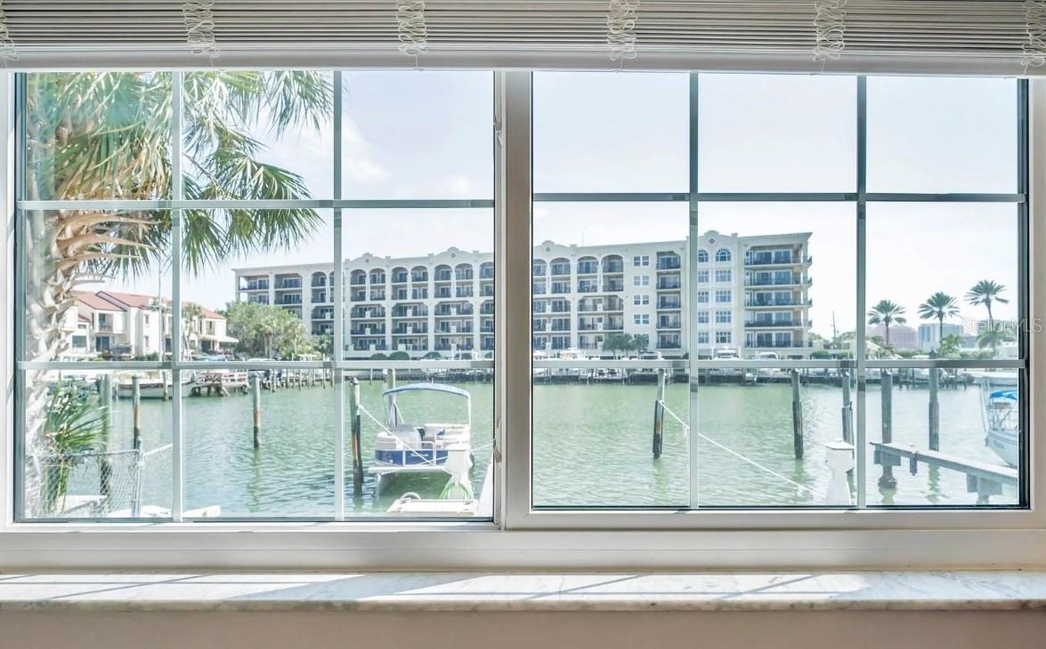223 DOLPHIN POINT