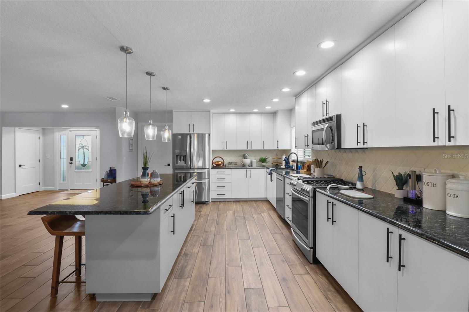 SOUTH CSWY ISLE YACHT CLUB 2ND ADD - Residential