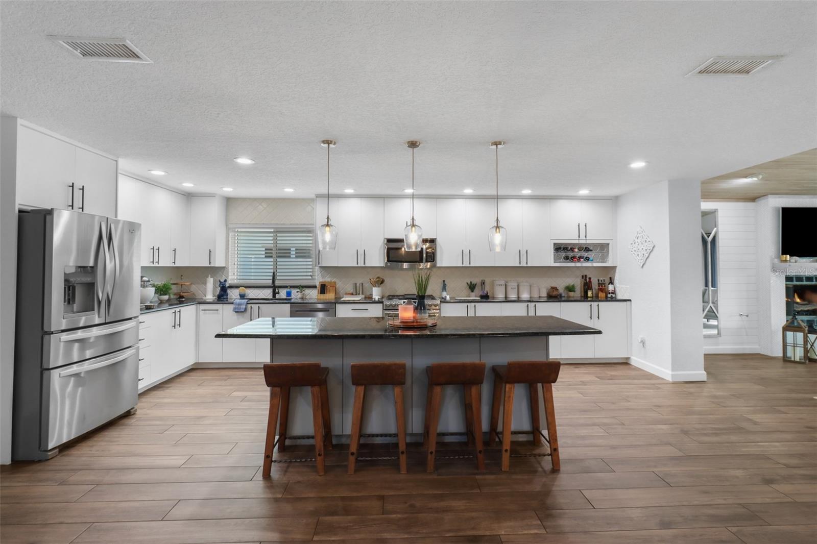 SOUTH CSWY ISLE YACHT CLUB 2ND ADD - Residential