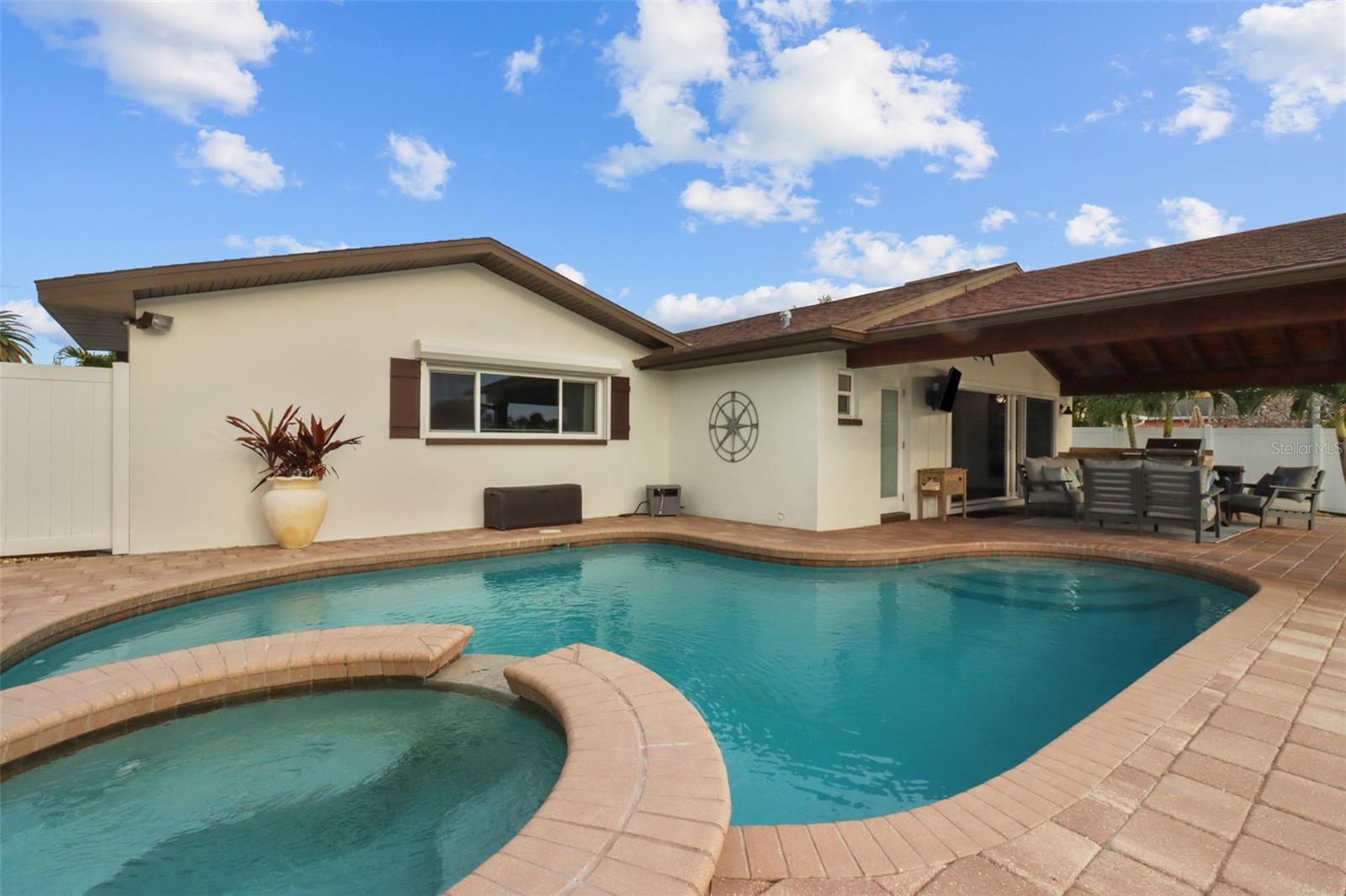 SOUTH CSWY ISLE YACHT CLUB 2ND ADD - Residential