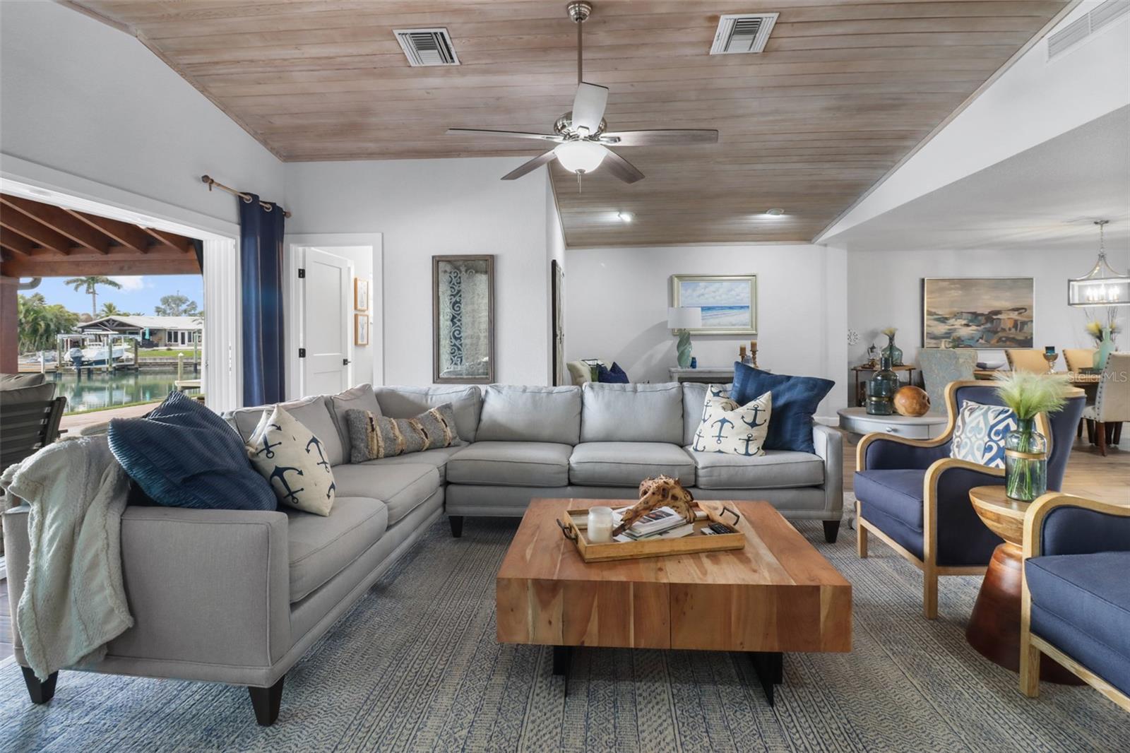 SOUTH CSWY ISLE YACHT CLUB 2ND ADD - Residential