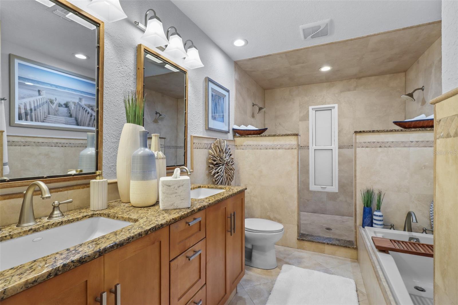 SOUTH CSWY ISLE YACHT CLUB 2ND ADD - Residential