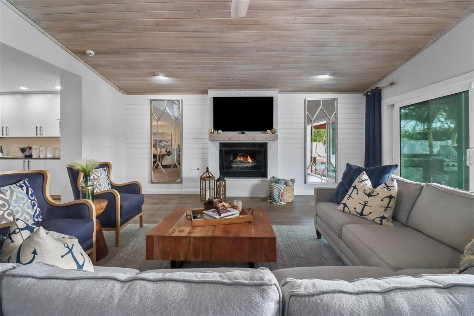 SOUTH CSWY ISLE YACHT CLUB 2ND ADD - Residential