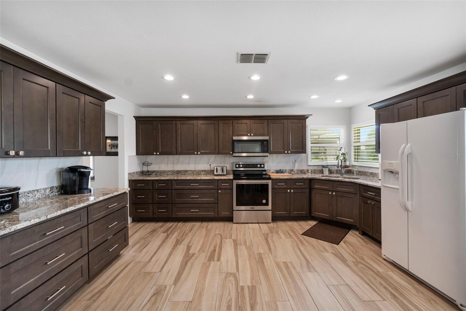 1957 PRAIRIE DUNES CIRCLE N