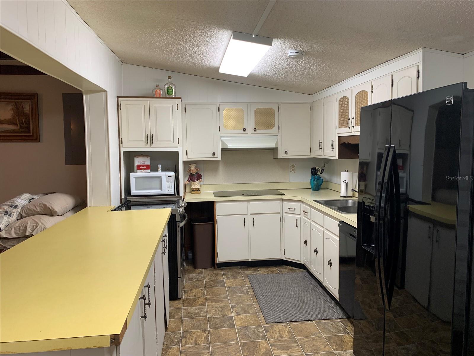 CEDAR LANDING - Residential