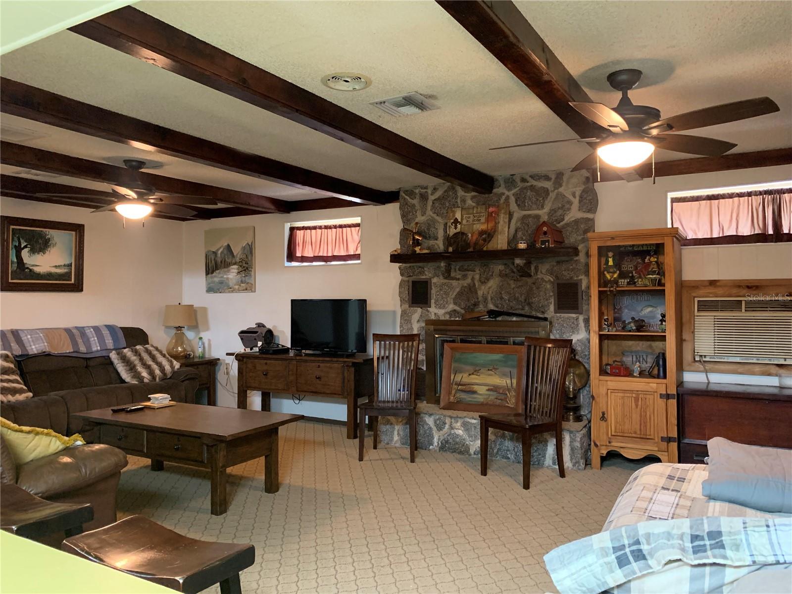 CEDAR LANDING - Residential