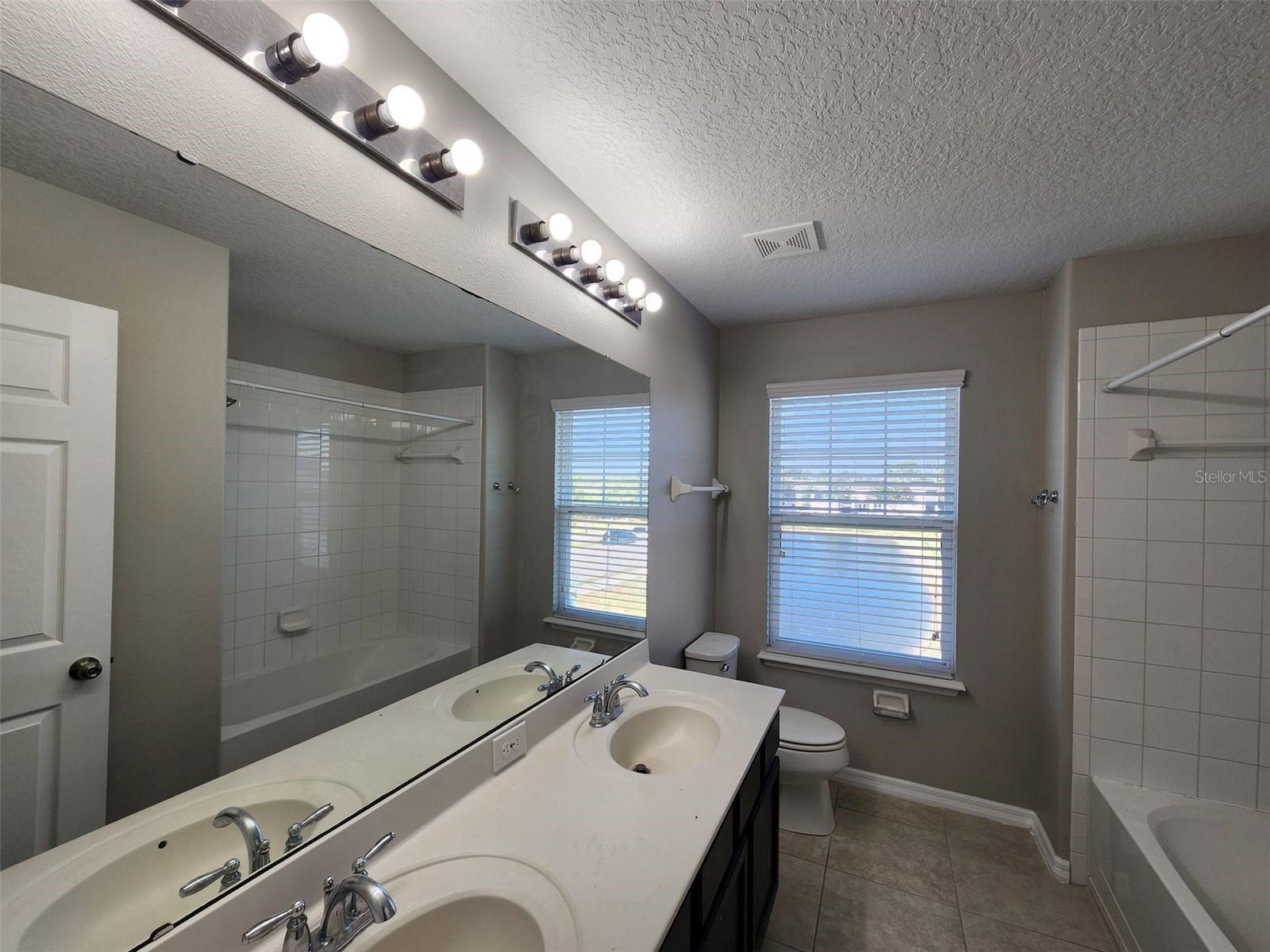 WINDERMERE TRLS PRCL 3 - Residential Lease