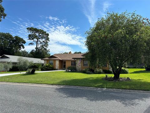 A home in LONGWOOD